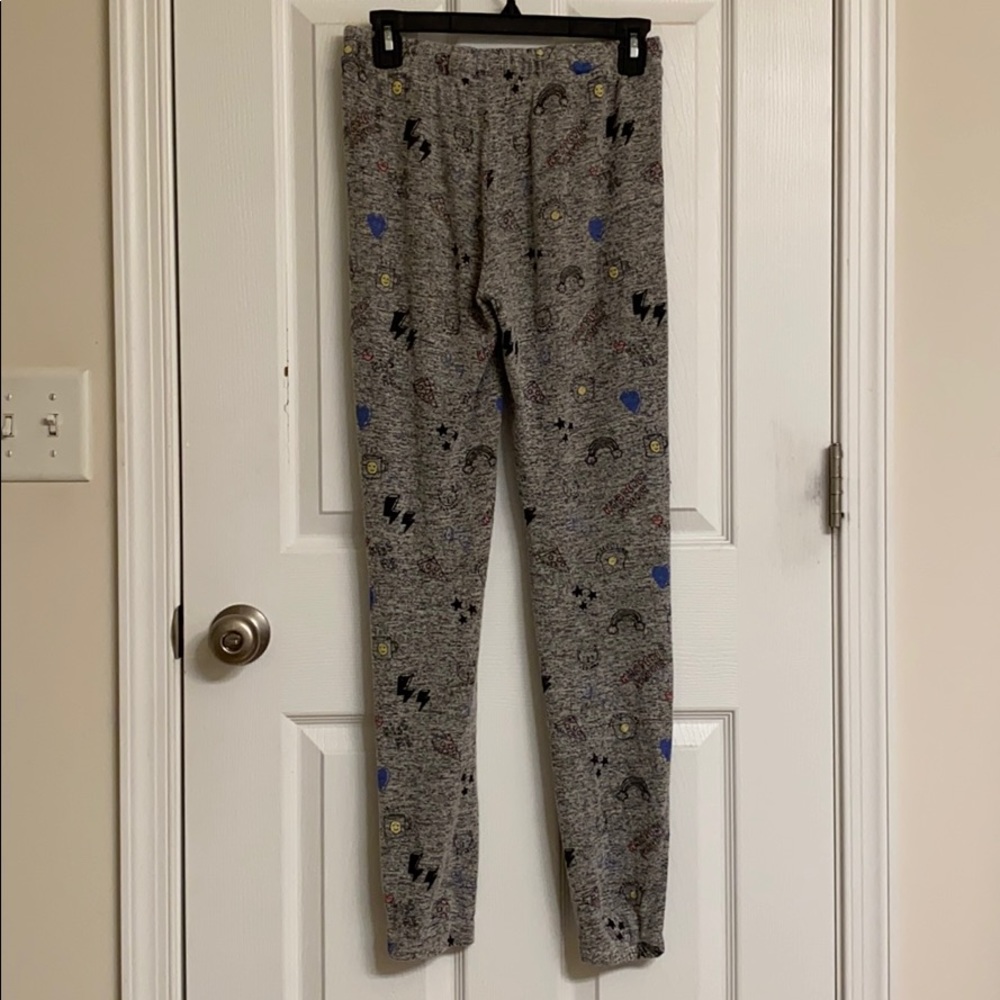 Forever 21 Gray Print Casual Joggers Lounge Pants Pockets Rayon-Blend Size Small - Picture 2 of 7